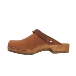 Kitty Clogs - Low Klassisk With Strap - Earth -Folk Store AW23extraflats17thOctober 045