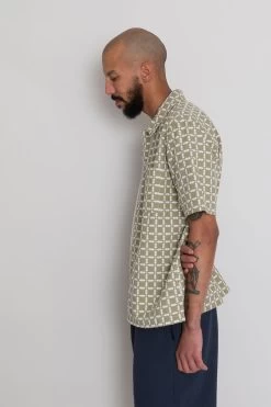 Gabe Shirt - Sage Tapestry 21 Gabe Shirt - Sage Tapestry -Folk Store AW24preMarcelostyledshots 571