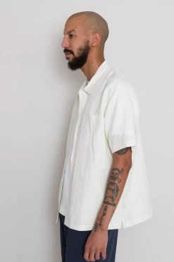 Gabe Shirt - Ecru -Folk Store AW24preMarcelostyledshots 640