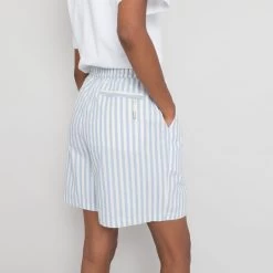 Wide Signal Shorts Women's - Cornflower Ecru Stripe -Folk Store PRODUCT SLOT 3 921657 6C9EBFC92CBC166DC5549507C9F777E6FB27BB4AEEC7C8F13A98333703A8E4292CB3DA20DFDD7D11082A43403D4EFCE3607A14E27A2E53396F2093A97EA3D545