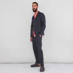 Patch Jacket - Soft Black Canvas -Folk Store PRODUCT SLOT 4 895886 6C9EBFC92CBC166DC5549507C9F777E6FB27BB4AEEC7C8F13A98333703A8E4292CB3DA20DFDD7D11082A43403D4EFCE3607A14E27A2E53396F2093A97EA3D545