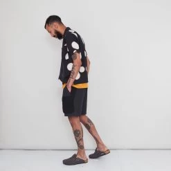 SS Soft Collar Shirt - Black Ecru Dot -Folk Store PRODUCT SLOT 4 895966 6C9EBFC92CBC166DC5549507C9F777E6FB27BB4AEEC7C8F13A98333703A8E4292CB3DA20DFDD7D11082A43403D4EFCE3607A14E27A2E53396F2093A97EA3D545