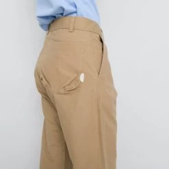 Barrel Trousers Women's - Caramel Ripstop -Folk Store PRODUCT SLOT 4 921650 6C9EBFC92CBC166DC5549507C9F777E6FB27BB4AEEC7C8F13A98333703A8E4292CB3DA20DFDD7D11082A43403D4EFCE3607A14E27A2E53396F2093A97EA3D545