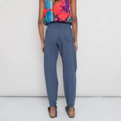 Barrel Trousers Women's - Dusty Blue Canvas -Folk Store PRODUCT SLOT 4 921651 6C9EBFC92CBC166DC5549507C9F777E6FB27BB4AEEC7C8F13A98333703A8E4292CB3DA20DFDD7D11082A43403D4EFCE3607A14E27A2E53396F2093A97EA3D545