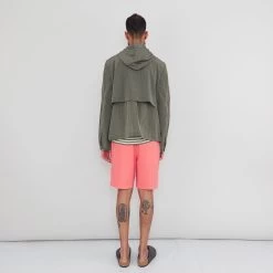 Featherweight Jacket - Olive Mini Ripstop -Folk Store PRODUCT SWATCH 895875 6C9EBFC92CBC166DC5549507C9F777E6FB27BB4AEEC7C8F13A98333703A8E4292CB3DA20DFDD7D11082A43403D4EFCE3607A14E27A2E53396F2093A97EA3D545