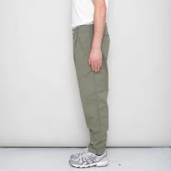 Assembly Pant - Olive Seersucker -Folk Store SidneySS24trousers 148