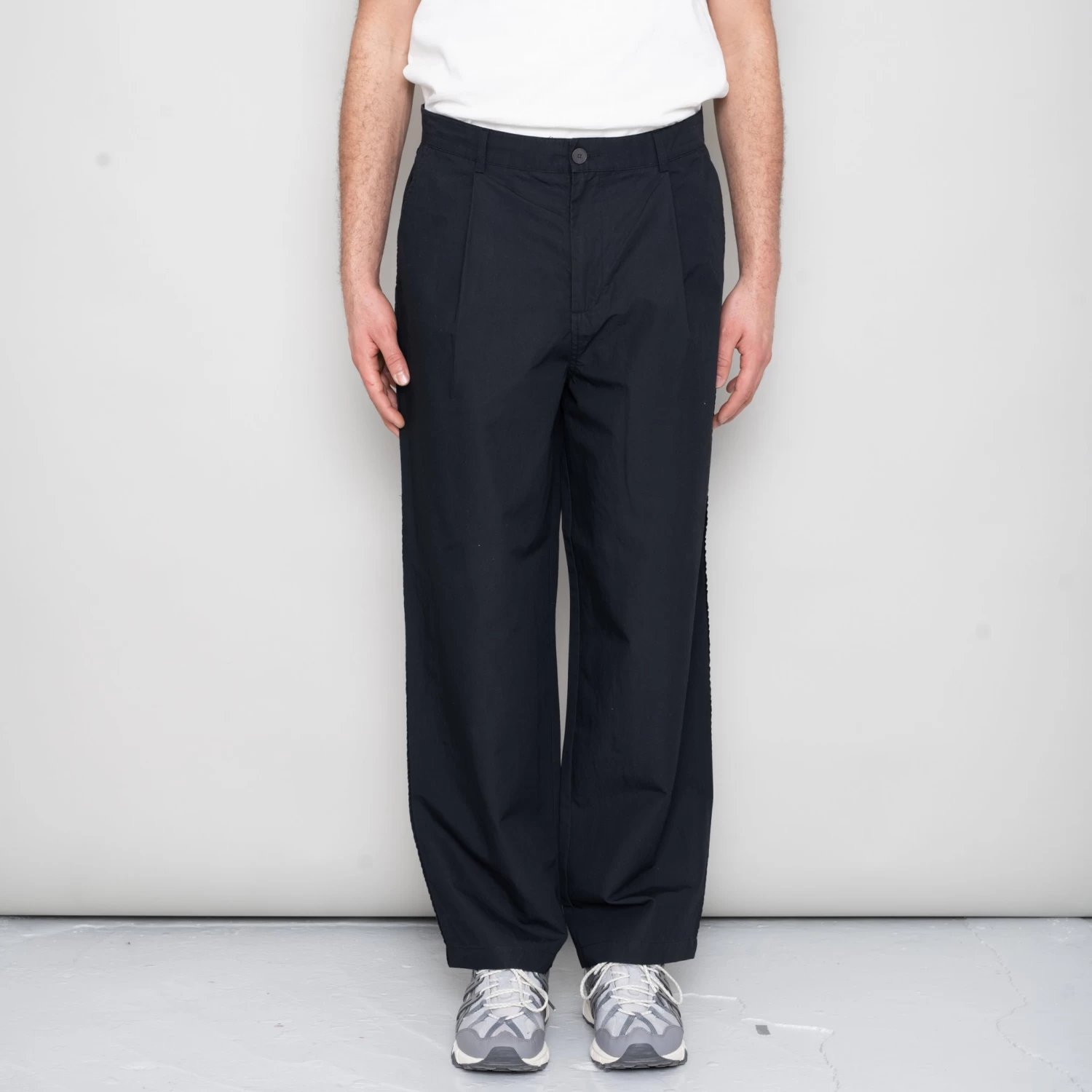 Wide Fit Trouser - Soft Black 6 Wide Fit Trouser - Soft Black - Image 4